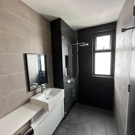 Sky88 3Br Luxury Condo W Pool Table Johor Bahru Exterior photo