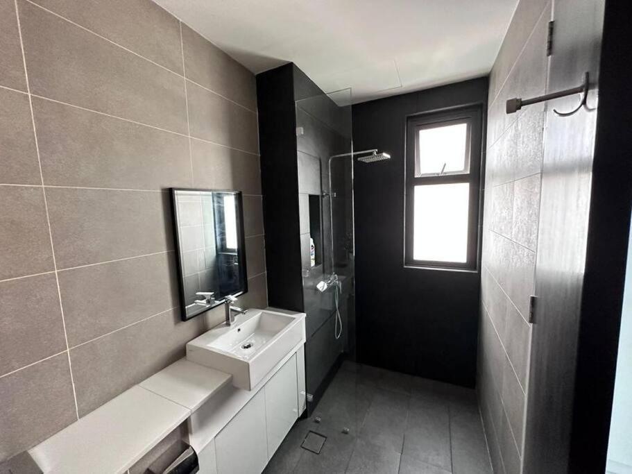 Sky88 3br Luxury W Pool Table Apartment Johor Bahru